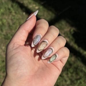 press on nails cristal faux ongle amande M cat eyes effet pierre precieuse