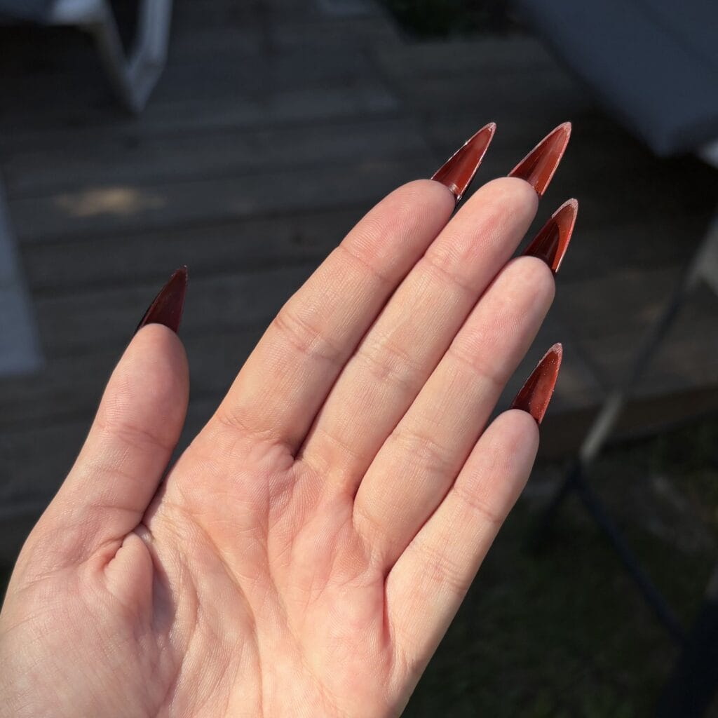 Press on nails icone faux ongles louboutin stiletto L noir et rouge