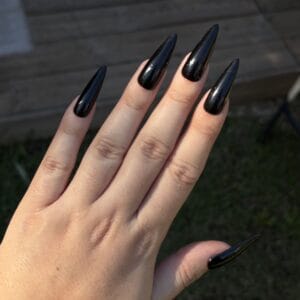Set de press on nails icone faux ongles louboutin forme stiletto L noir et rouge